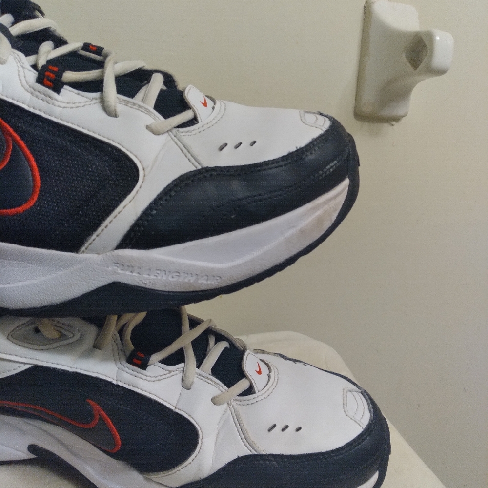 Mens Nike Air Monarch IV 415445-101 Black and White Sneakers Size 14 - Picture 10 of 16